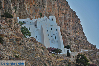 Chozoviotissa klooster - Eiland Amorgos - Cycladen foto 57 - Foto van https://www.grieksegids.nl/fotos/amorgos/350/eiland-amorgos-057.jpg