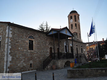 Gemeentehuis Arnaia | Athos gebied Chalkidiki | Griekenland - Foto van https://www.grieksegids.nl/fotos/griekse-gidsnl/chalkidiki350/athos-gebied-chalkidiki-037.jpg