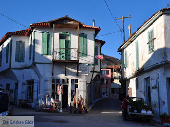 Arnaia (Arnea) foto 16 | Athos gebied Chalkidiki | Griekenland - Foto van https://www.grieksegids.nl/fotos/griekse-gidsnl/chalkidiki350/athos-gebied-chalkidiki-043.jpg