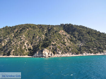 Kust zuidwestkust Heilige berg Athos | Athos gebied Chalkidiki | Griekenland - Foto van https://www.grieksegids.nl/fotos/griekse-gidsnl/chalkidiki350/athos-gebied-chalkidiki-113.jpg